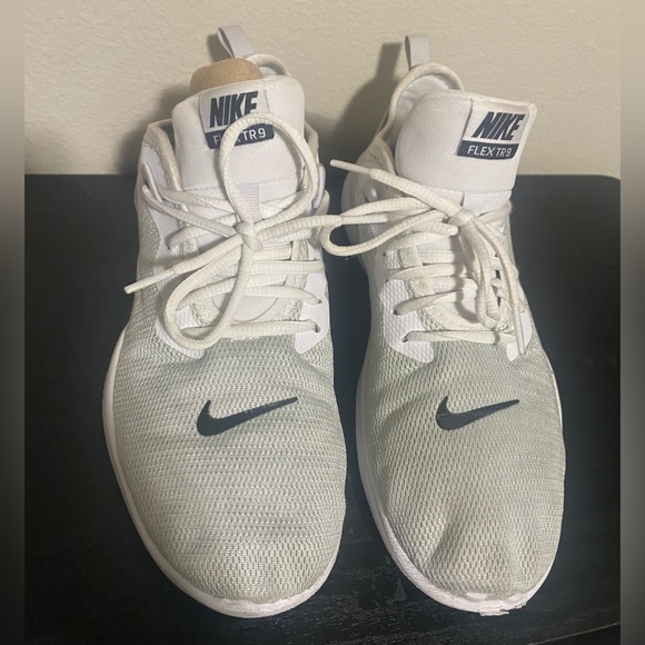 Used Off White Nike Flex Trainer 9 shoes - Women’s size 10.5 - Picture 3 of 10